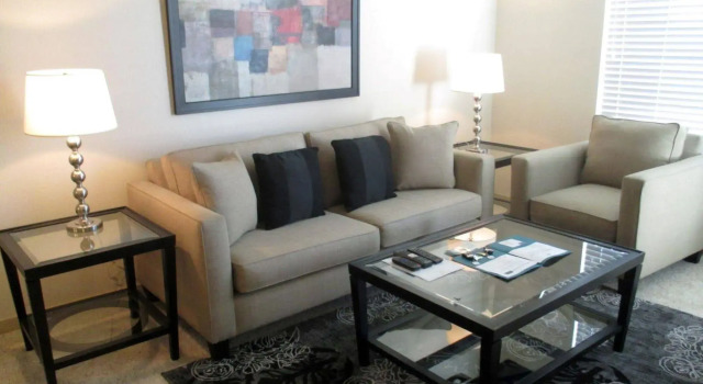Global Luxury Suites at Villa Street