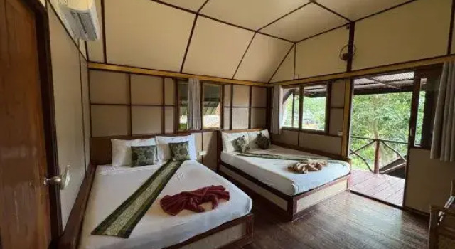 Номер Deluxe Phi Phi Ingphu Viewpoint Hotel