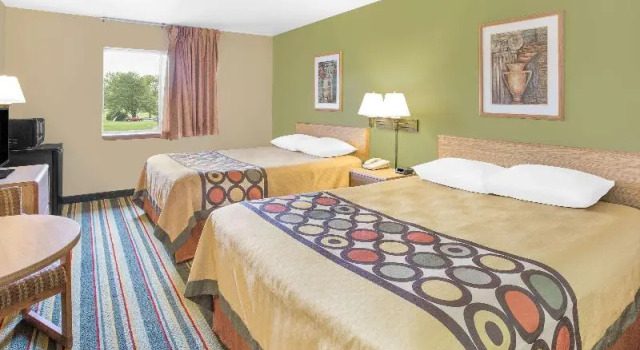 Номер Standard Super 8 by Wyndham East Moline