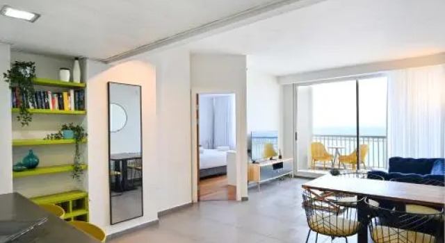 Two-Bedroom Apartment - Trumpldor 1, Забронировать Апартаменты/квартира Тель-Авив Тель-Авивский округ, рядом с Рынок Кармель