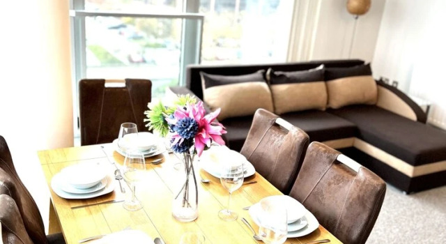 Luxurious Hub MK City Apartment- With Free Underground Parking, Varaa Huoneisto Asunnot kohteessa Merseyside, Huoneisto