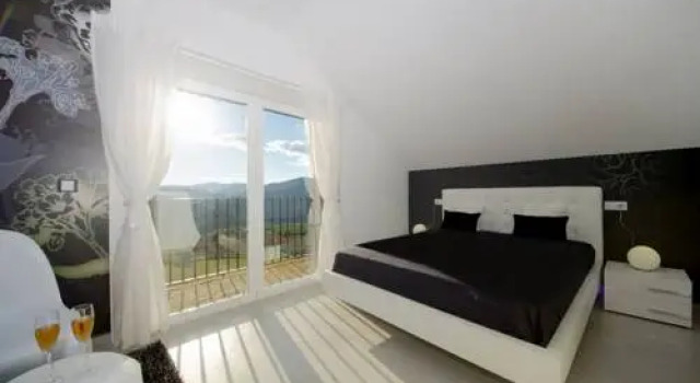 Casa La Esencia Loft, Book Apartment Hotels in Aragon with Parking, Parking