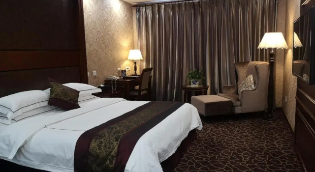 Номер Executive Beijing Commercial Business Hotel