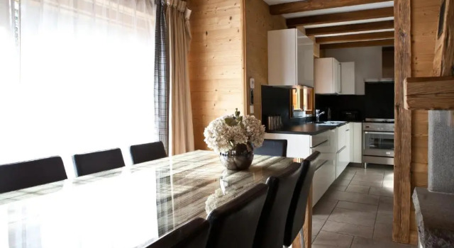 Chalet Capricorne, Забронировать Шале Виллы Овернь-Рона-Альпы, Вилла