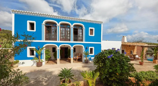 Villa Can Coves, Book Villa Hotels in Ibiza with a Pool, Swimming Pool