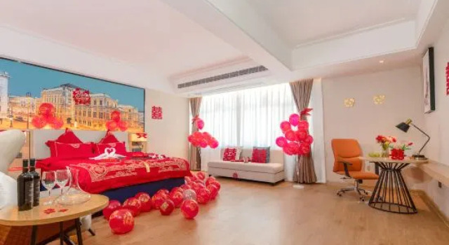 Люкс Premier Kyriad Marvelous Hotel(Dongguan Qiaotou Shangyuehui)