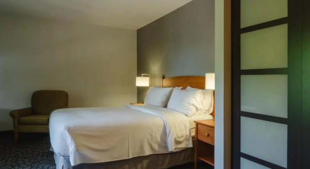 Двухместный номер Standard Donald Gordon Hotel and Conference Centre