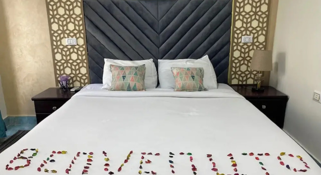Двухместный номер Deluxe с балконом Golden Pyramids Inn
