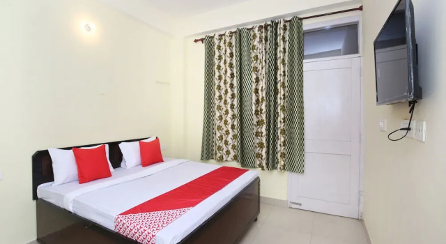 OYO 13805 Home Naphey Singh 1Bhk
