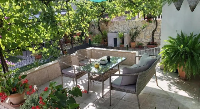 Студия Apartments Toni