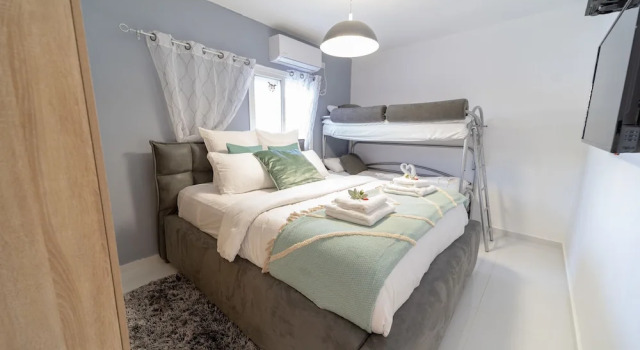 YalaRent Sunny 3BR APT - Families only, Забронировать Апартаменты/квартира Отели в центре Эйлата, в центре