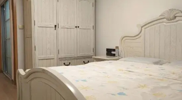 Люкс Banshan Hot Spring Homestay (Jingyuetan Subway Station Branch)
