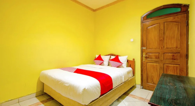 Номер Standard OYO 1770 Hotel Mawar Saron 2