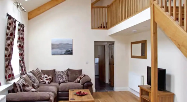 4 Bythynnod yr Aran, Book Feriehus Sommerhuse i Bala Lake, Hytte