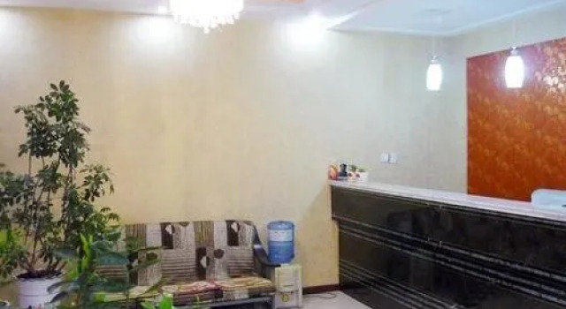 Qingdao Moon Palace Hotel, Prenota Hotel Hotel a Shandong con parcheggio, Parcheggio