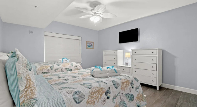 Tidewater Beach Luxury Penthouse With Resort Amenities and a View!, Забронировать Курортный отель Отели Панама-Сити 3 звезды, 3*