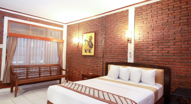 Paku Mas Hotel, Book Hotel Catur Tunggal 