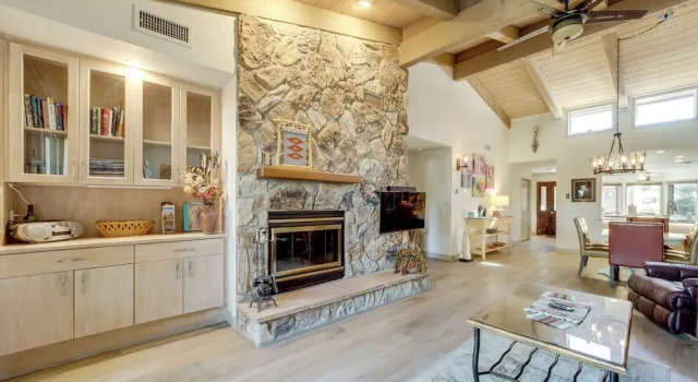 Sedona Home w/ Golf Course View & Pool Access!