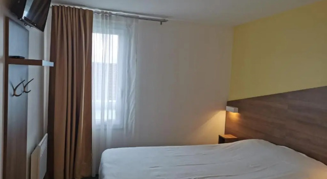 FASTHOTEL PARIS OUEST BOUAFLE, Book Hotel  