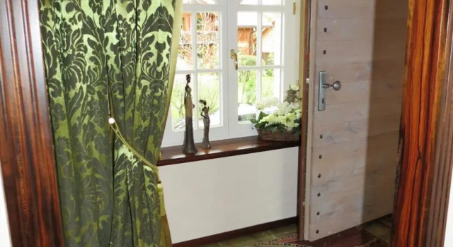 For Moments Apartments & Spa, Rezerwuj Apartament Hotele w Apfeltrang z basenem, Basen