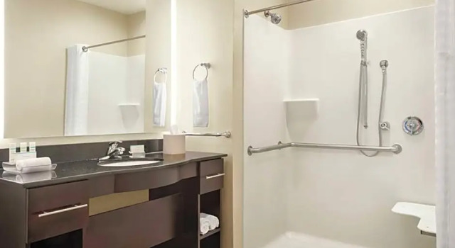 Двухместный номер Standard Homewood Suites Fort Wayne