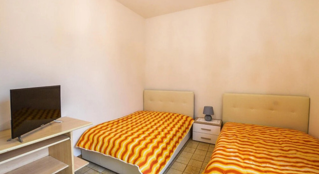 Stunning Home in Scicli With Wifi and 2 Bedrooms, Book Hotel Hotels in Sicily with Parking, Parking