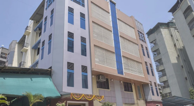 OYO 18615 Jaya Mahal