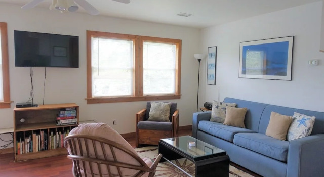 Nutter Tree at Ocracoke - 2 Br Home
