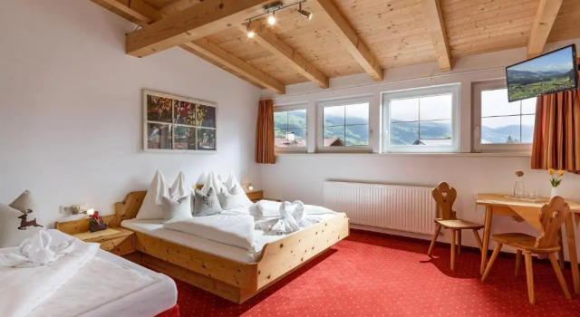 Семейный номер Standard Hotel Post