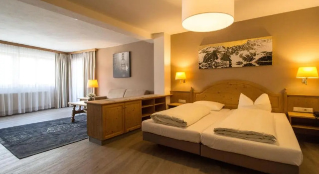 Полулюкс Hotel Munde
