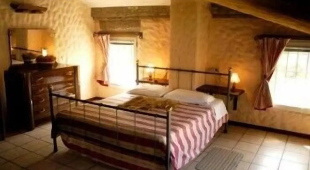 Agriturismo Novara, Buchen Sie Hotel Ostellato 