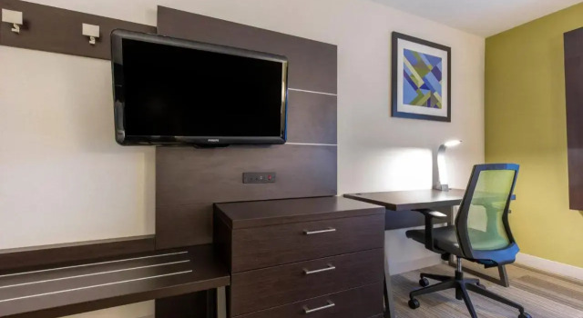 Country Inn & Suites By Carlson St. Charles