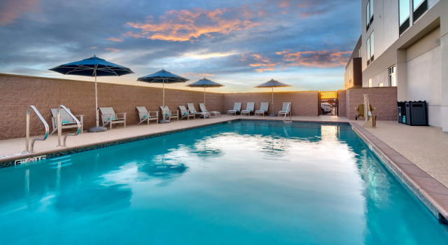 SpringHill Suites by Marriott Cottonwood, 预订 酒店 卡顿伍德 Verde Valley Wine Country
