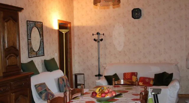 Les Gites De La Ferme Des Places, Book Hotel Anglars-Nozac Lot