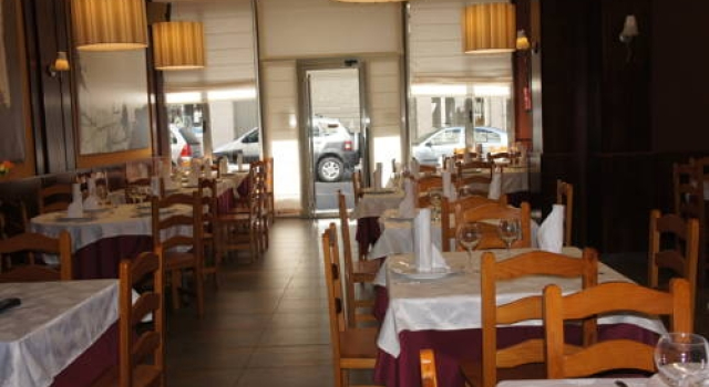 Hostal Restaurante Alarico, Buchen Sie Hotel Allariz 