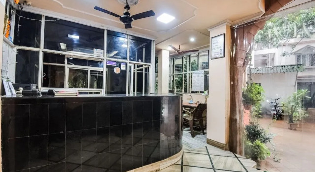 Spot On 39307 The Hotel Park, Rezervasyon Otel Kharagpur West Bengal