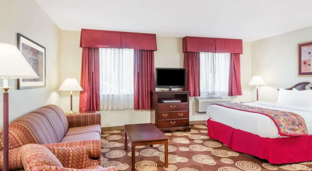 Двухместный номер Standard Hawthorn Extended Stay by Wyndham Seville