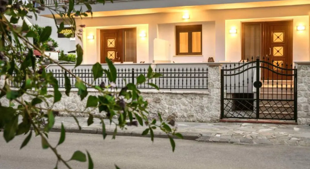 Ifestos Apartments