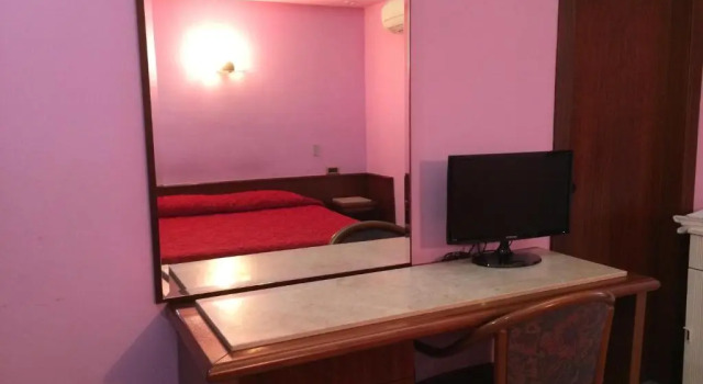 Re Di Cuori Hotel, Book Hotel Hotels in Caianello with Breakfast, Breakfasts