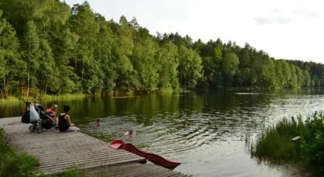 Wyspa Świerków, Varaa Hotelli Lipusz Pommeri