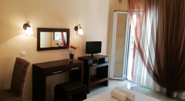 Студия с балконом Kostis Villas