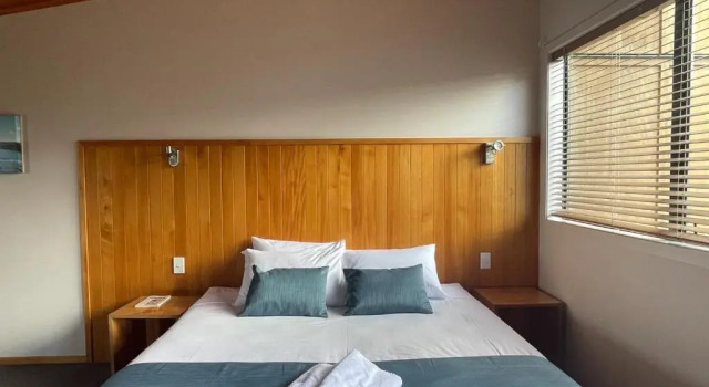 Семейная студия Waitomo Lodge
