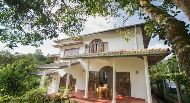 Kandyan Glory