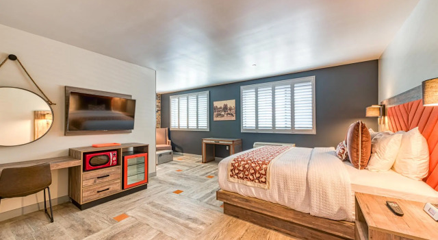 Номер Deluxe Hotel Lexen Newhall & Santa Clarita - Near Six Flags Magic Mountain