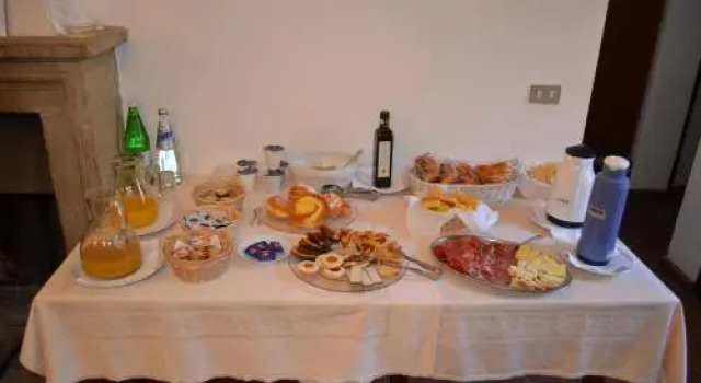 Agriturismo Montecorona, Varaa Hotelli Umbertide Umbria