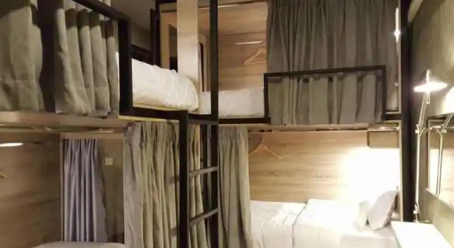 To Bed Poshtel