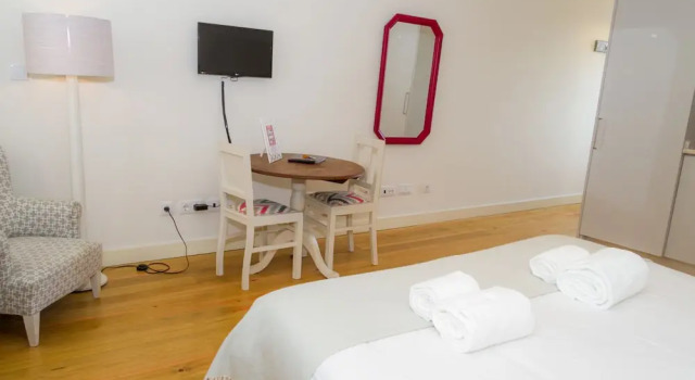 Апартаменты Liiiving in Porto - Historic Clérigos Apartments