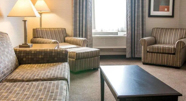 Люкс c 1 комнатой Quality Inn & Suites Next to the Casino