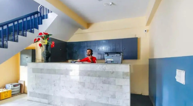 Continental Keerthi by OYO, Réserver Hôtel Virajpet Coorg
