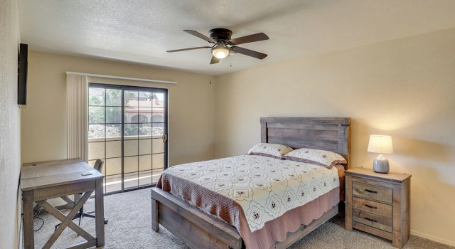 Pet-friendly Bullhead City Home ~ 2 Mi to River!, Забронировать Дом для отпуска Виллы Буллхед-Сити, Вилла
